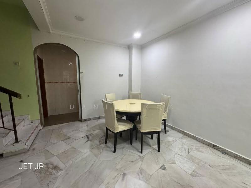 2-storey Terraced House for Sale in Taman Sentosa (Klang) - Daniel Kok - Dining Room - PropertyGuru.com.my
