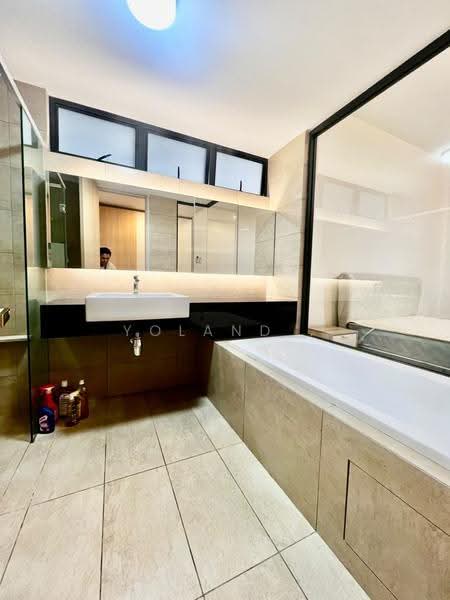 Kondominium untuk Disewa di The WaterEdge (Pinggiran Air) - Yoland . - Bathroom - PropertyGuru.com.my