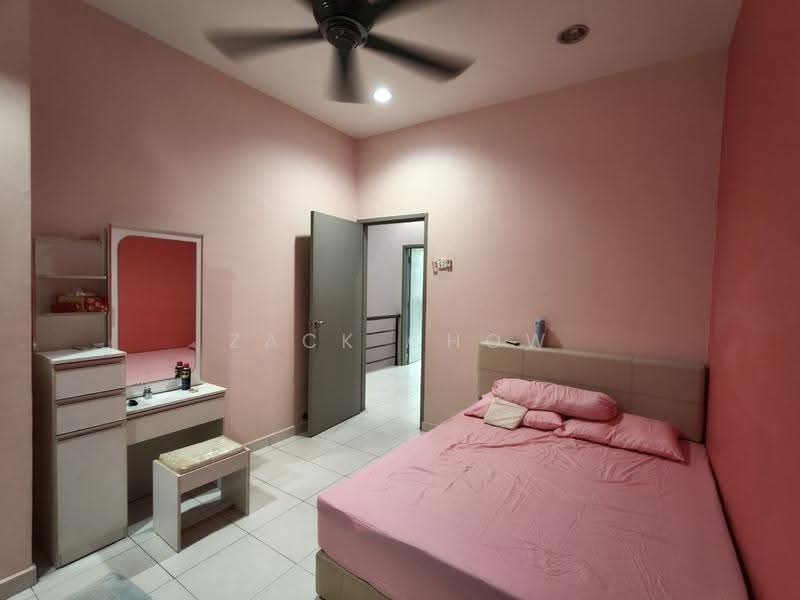 2-storey Terraced House for Sale in Taman Desa Tebrau (Tebrau) - Zack Chow - Bedroom - PropertyGuru.com.my