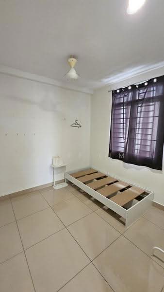 Kondominium untuk Disewa di Suasana Lumayan - Geoff Lim - Bedroom - PropertyGuru.com.my