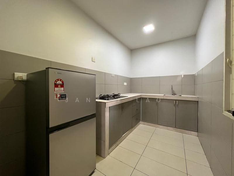 Condominium for Rent at Casa Green Condominium - Janice Lau - Kitchen - PropertyGuru.com.my