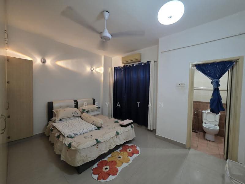 Apartment for Sale at Bougainvilla - Freya Tan - Bedroom - PropertyGuru.com.my