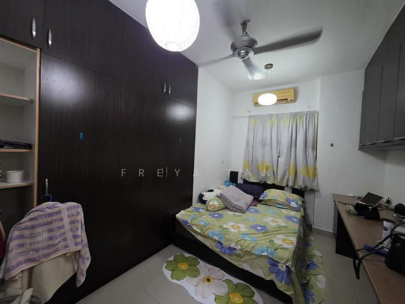 Apartment for Sale at Bougainvilla - Freya Tan - Bedroom - PropertyGuru.com.my