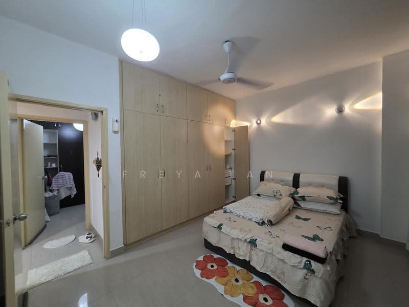 Apartment for Sale at Bougainvilla - Freya Tan - Bedroom - PropertyGuru.com.my