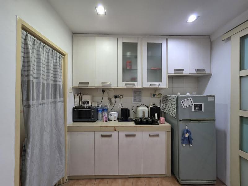 Apartment for Sale at Bougainvilla - Freya Tan - Kitchen - PropertyGuru.com.my