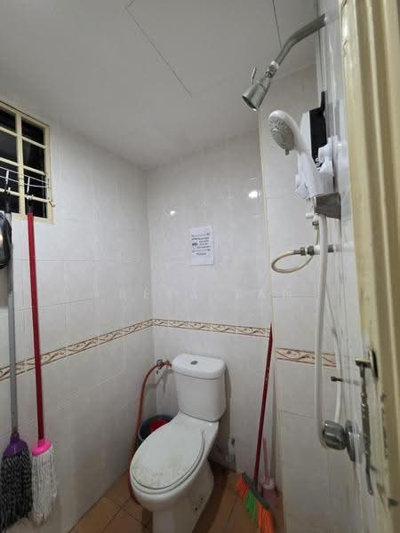 Apartment for Sale at Bougainvilla - Freya Tan - Bathroom - PropertyGuru.com.my