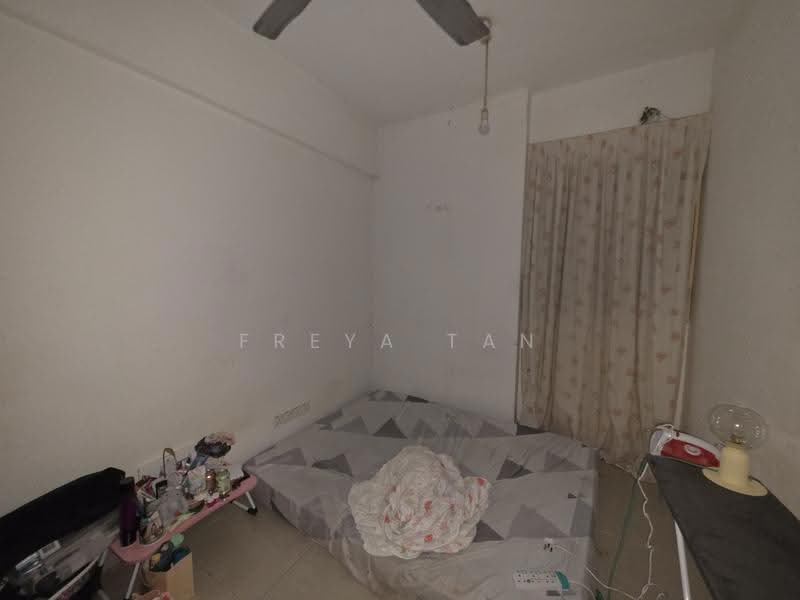 Apartment for Sale at Bougainvilla - Freya Tan - Bedroom - PropertyGuru.com.my