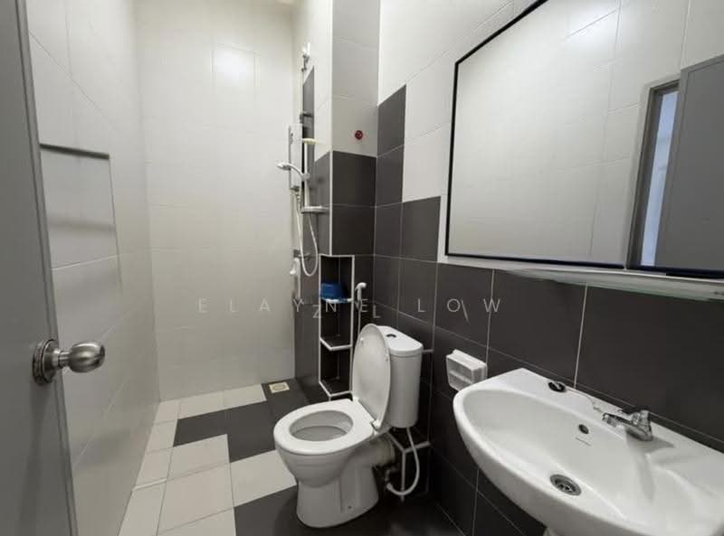 2-storey Terraced House for Rent in Setia indah 10 tmn setia indah (Johor Bahru) - Elayne Low - Bathroom - PropertyGuru.com.my