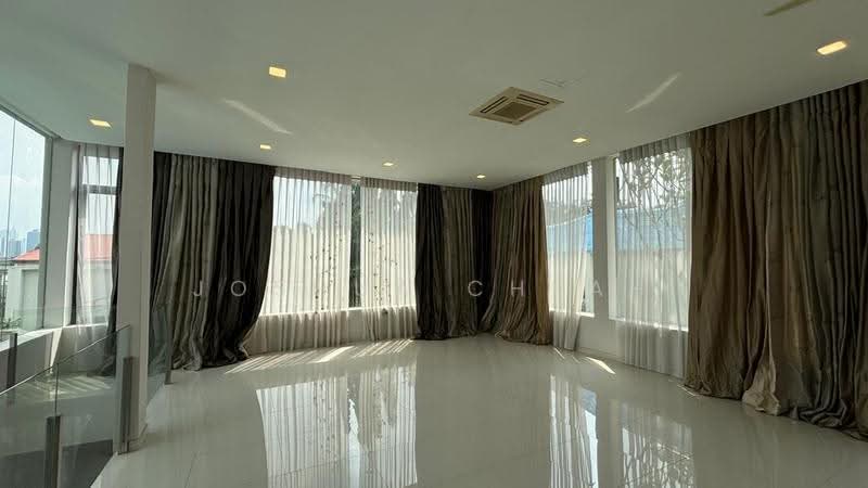 Rumah Banglo untuk Dijual di Taman Hillview (Ulu Kelang) - Joshua Cheah - Living Room - PropertyGuru.com.my