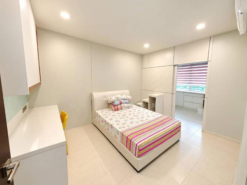 3-storey Terraced House for Sale in Kajang (Selangor) - Mac Chong - Bedroom - PropertyGuru.com.my