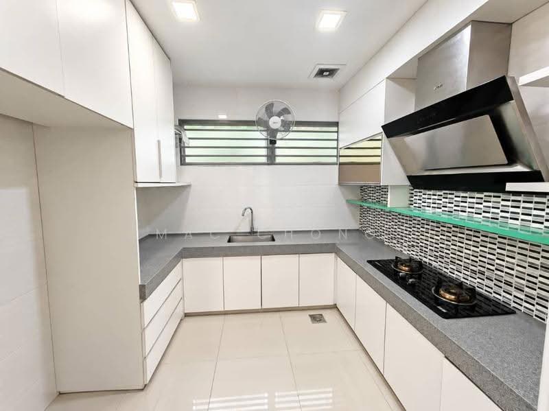 3-storey Terraced House for Sale in Kajang (Selangor) - Mac Chong - Kitchen - PropertyGuru.com.my