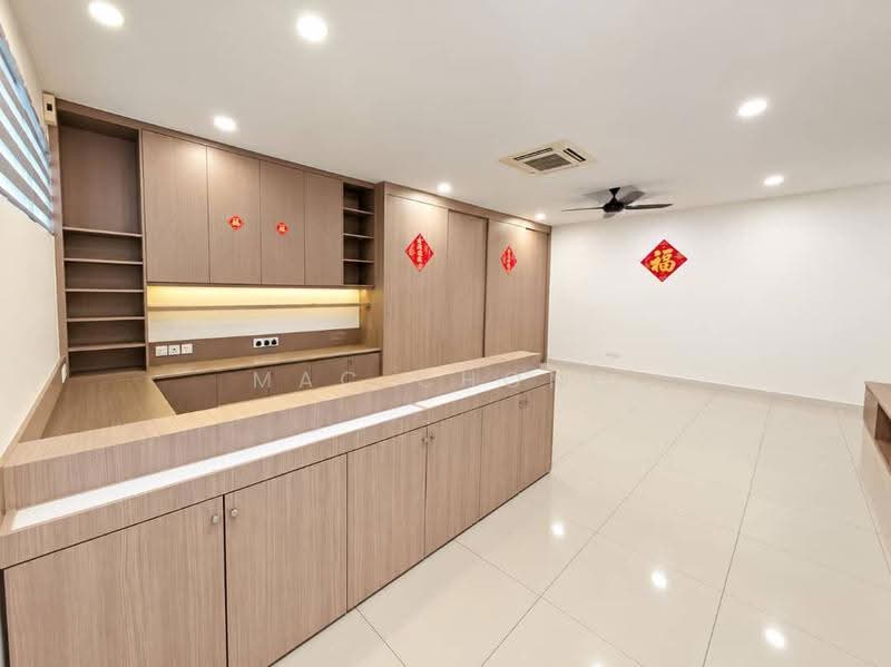 3-storey Terraced House for Sale in Kajang (Selangor) - Mac Chong - Study - PropertyGuru.com.my