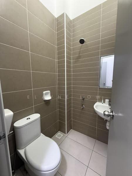 2-storey Terraced House for Sale in Taman Dato Onn (Johor Bahru) - Elayne Low - Bathroom - PropertyGuru.com.my