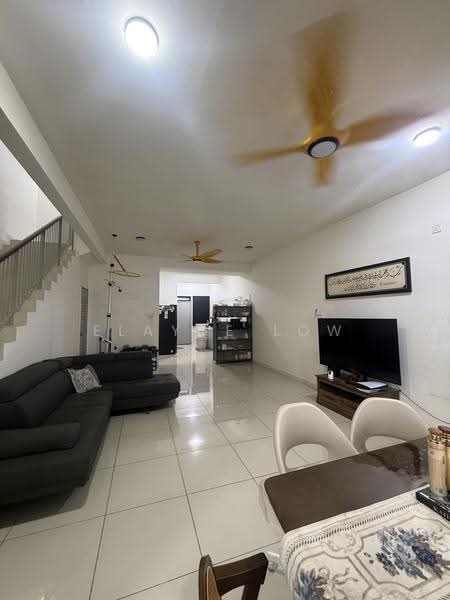 2-storey Terraced House for Sale in Taman Dato Onn (Johor Bahru) - Elayne Low - Living Room - PropertyGuru.com.my