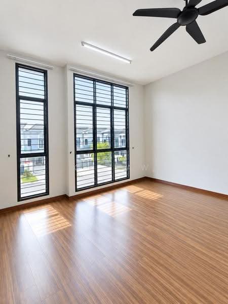Rumah Teres 2-Tingkat untuk Dijual di Kajang East (Semenyih) - CK Law - Living Room - PropertyGuru.com.my