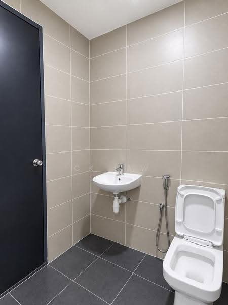 Rumah Teres 2-Tingkat untuk Dijual di Kajang East (Semenyih) - CK Law - Bathroom - PropertyGuru.com.my