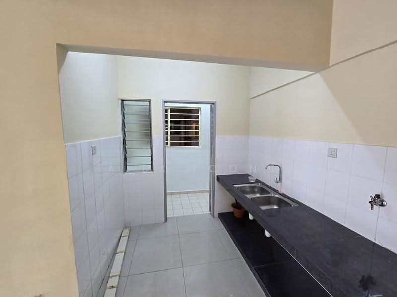 Kondominium untuk Disewa di Casa Idaman - Alex Foong - Kitchen - PropertyGuru.com.my