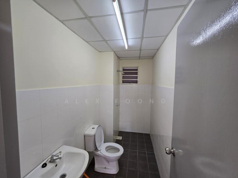 Kondominium untuk Disewa di Casa Idaman - Alex Foong - Bathroom - PropertyGuru.com.my