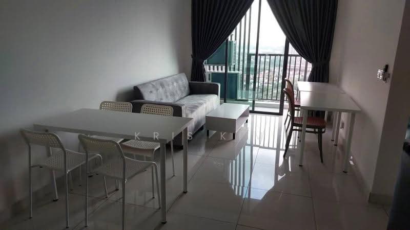 Kediaman Servis untuk Disewa di The New Duo @ Edumetro - Kris Kim - Living Room - PropertyGuru.com.my