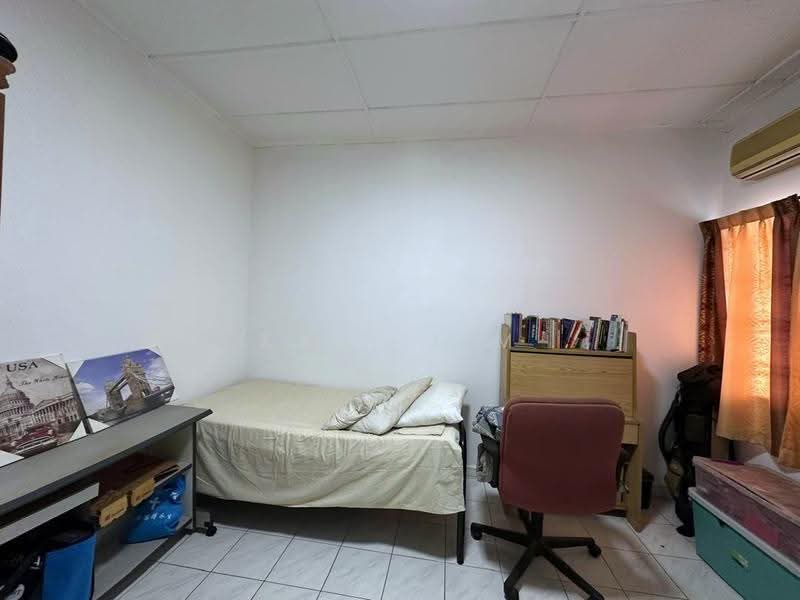 Rumah Teres 2-Tingkat untuk Dijual di Permas Jaya (Johor Bahru) - Karl Lim - Bedroom - PropertyGuru.com.my