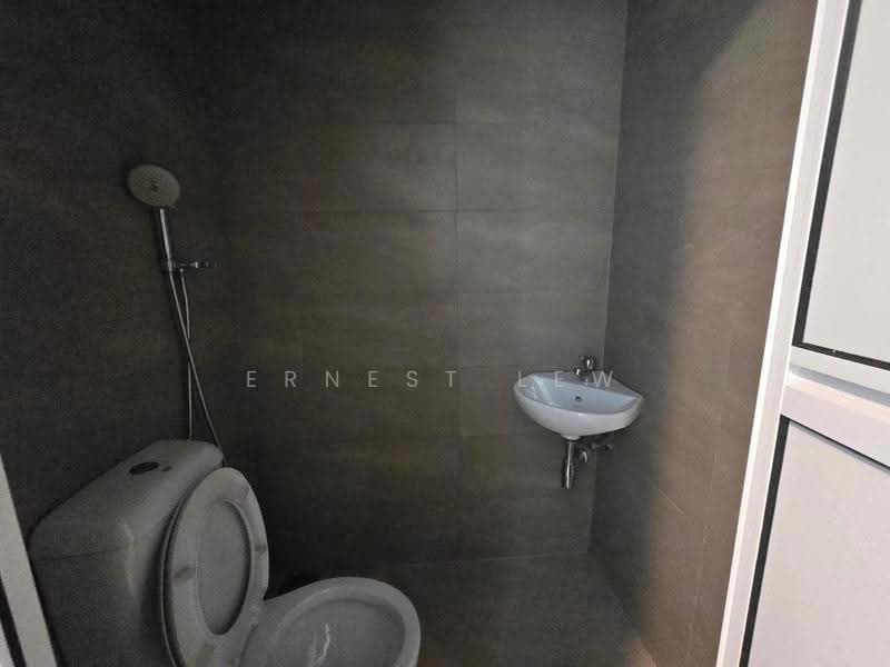 Service Residence for Rent at Puteri Cove Residences - Ernest Lew - Bathroom - PropertyGuru.com.my