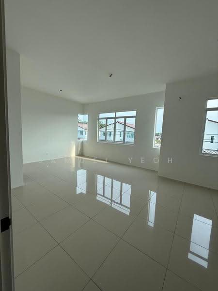 Rumah Berkembar untuk Dijual di Taman Desa Impian (Bukit Mertajam) - Samuel Yeoh - Living Room - PropertyGuru.com.my