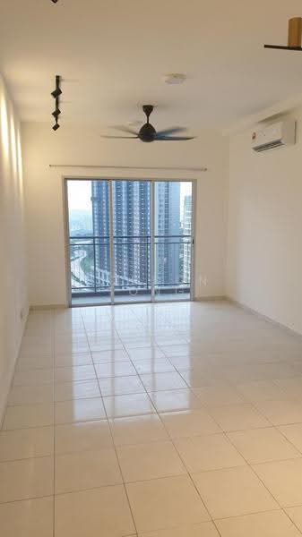 Kondominium untuk Disewa di D'Nuri Residence @ Desa Petaling - Gordon Tong - Living Room - PropertyGuru.com.my