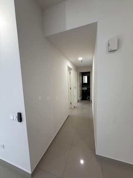 Kediaman Servis untuk Disewa di D'Clover Residences - Roy Cho - Corridor - PropertyGuru.com.my