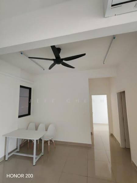Kediaman Servis untuk Disewa di MKH Boulevard II - Jeff Cheah - Dining Room - PropertyGuru.com.my