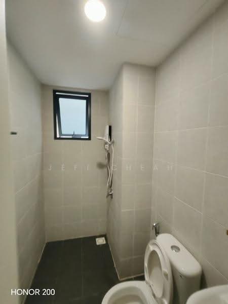 Kediaman Servis untuk Disewa di MKH Boulevard II - Jeff Cheah - Bathroom - PropertyGuru.com.my