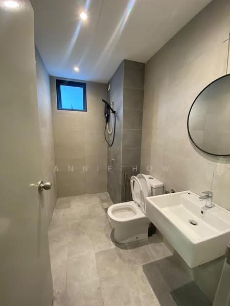 Kediaman Servis untuk Disewa di M Astra - Annie How - Bathroom - PropertyGuru.com.my