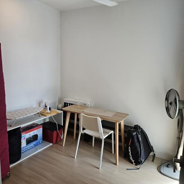 Service Residence for Sale at H2O Residences - Liz Lew - Study - PropertyGuru.com.my