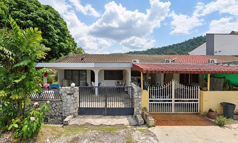 1-storey Terraced House for Sale in Taman Ehsan (Kepong) - Sean Yong - Exterior - PropertyGuru.com.my