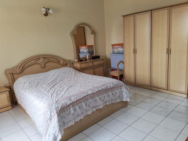 2-storey Terraced House for Sale in Taman Bukit Desa (Kepong) - Eliz Chan - Bedroom - PropertyGuru.com.my