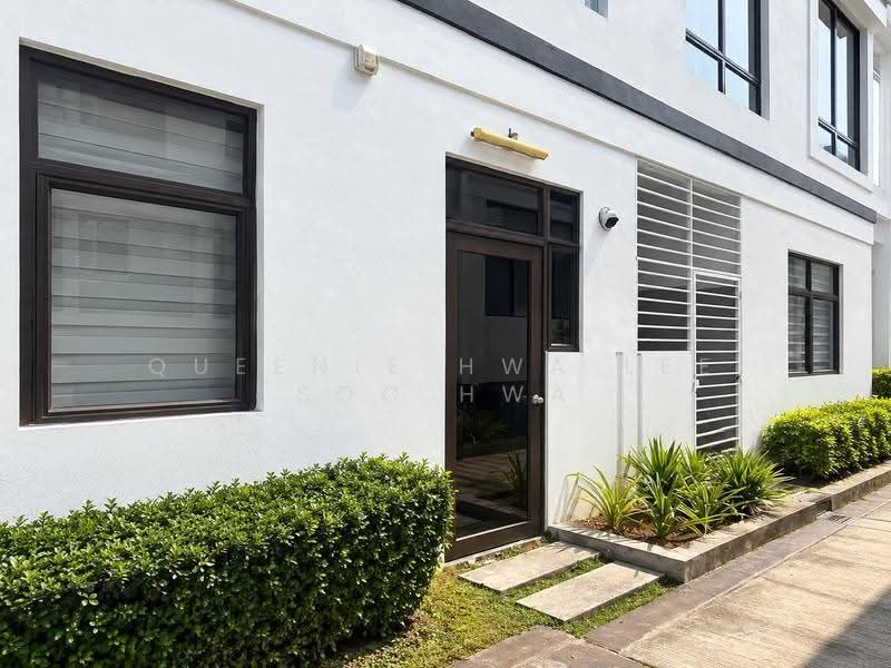 Rumah Kluster untuk Dijual di Eco Grandeur (Puncak Alam) - Queenie Hwa Lee Soo Hwa - Exterior - PropertyGuru.com.my