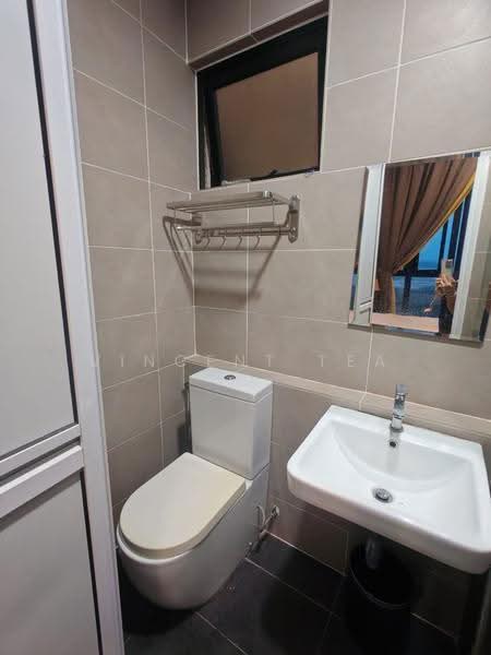Apartment for Rent at D'Pristine - Vincent Tea - Bathroom - PropertyGuru.com.my