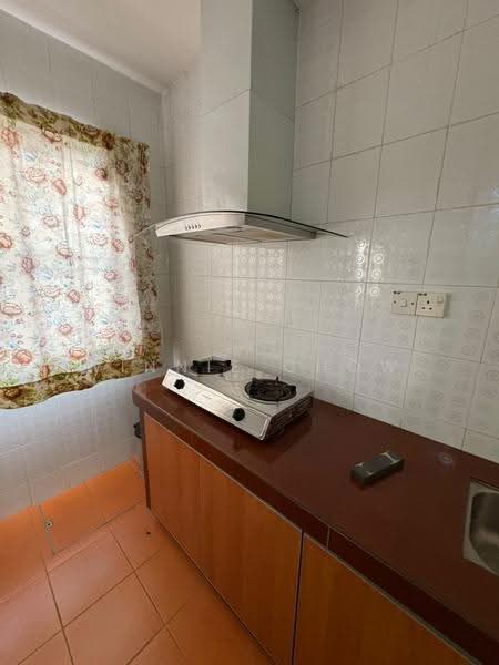 Rumah Teres 2-Tingkat untuk Disewa di Bukit Rimau (Shah Alam) - Winnie Chow - Kitchen - PropertyGuru.com.my