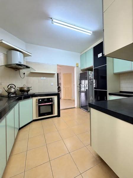 Condominium for Sale at Desa Putra - Fatin Ismail - Kitchen - PropertyGuru.com.my