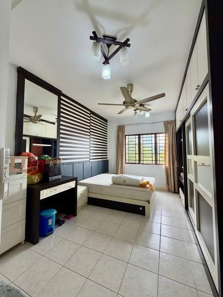 Condominium for Sale at Desa Putra - Fatin Ismail - Bedroom - PropertyGuru.com.my