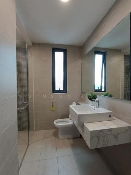 Kediaman Servis untuk Disewa di Ooak Serviced Apartments @ Kiara 163 - Vinson Lai - Bathroom - PropertyGuru.com.my