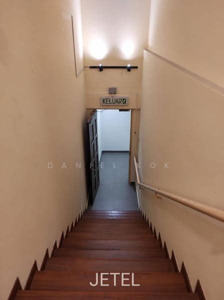 Kilang untuk Dijual di Taman Sri Muda (Shah Alam) - Daniel Kok - Entrance - PropertyGuru.com.my