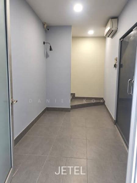 Kilang untuk Dijual di Taman Sri Muda (Shah Alam) - Daniel Kok - Corridor - PropertyGuru.com.my