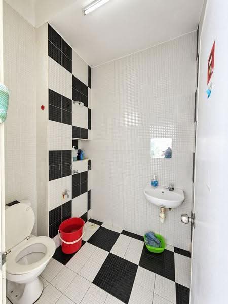 Rumah Teres 2-Tingkat untuk Dijual di Taman Setia Indah (Tebrau) - Nico Chong - Bathroom - PropertyGuru.com.my