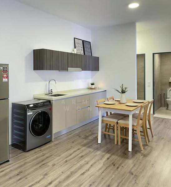 Service Residence for Rent at Henna Residence @ The Quartz WM - Charmaine Wong - Kitchen - PropertyGuru.com.my