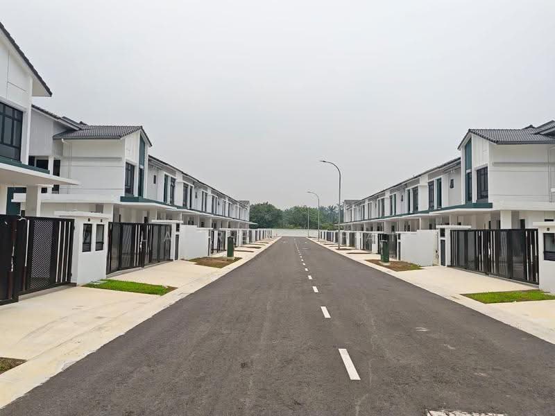 2-storey Terraced House for Sale in Taman Impian Emas (Skudai) - Lauren Chai - Exterior - PropertyGuru.com.my