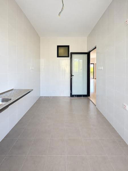 Rumah Teres 2-Tingkat untuk Dijual di Setia Safiro (Cyberjaya) - Johan Johani - Kitchen - PropertyGuru.com.my