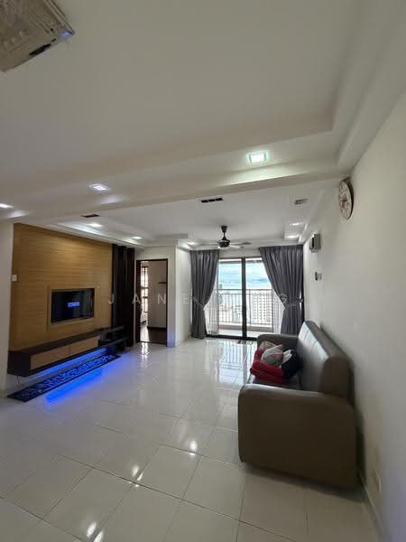 Kondominium untuk Disewa di Serina Bay - Jane Ang - Living Room - PropertyGuru.com.my