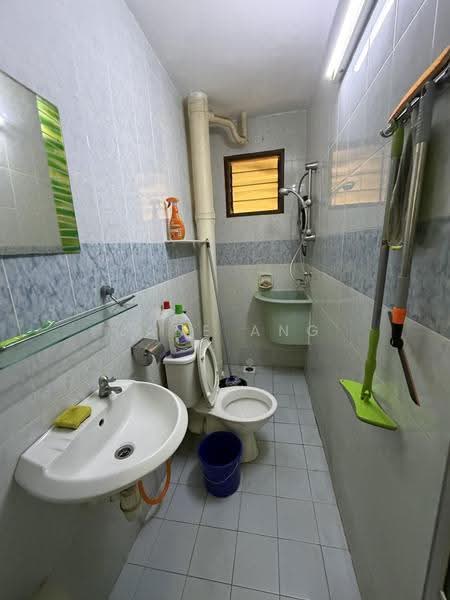 Kondominium untuk Disewa di Serina Bay - Jane Ang - Bathroom - PropertyGuru.com.my
