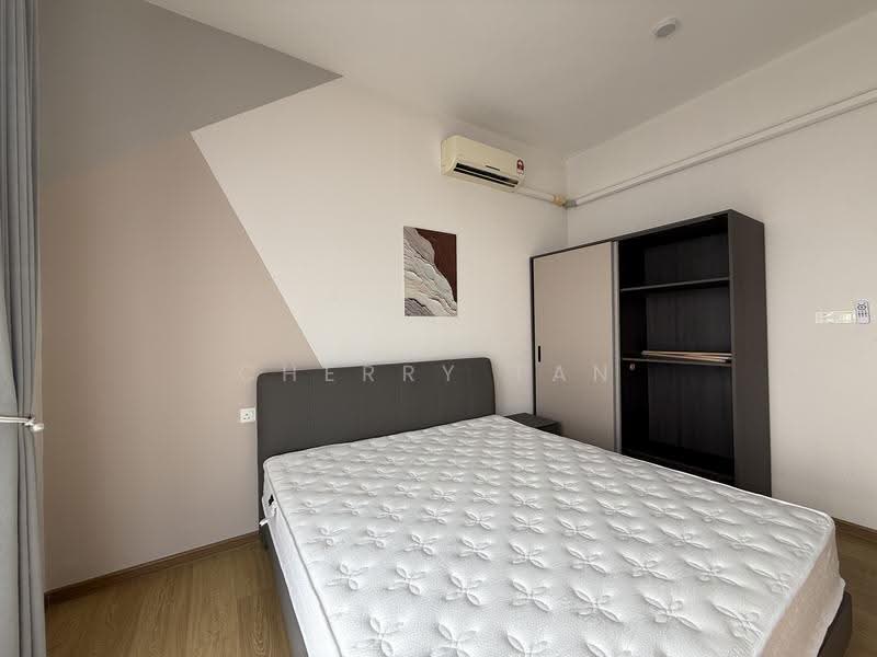 Kondominium untuk Disewa di Kings Bay @ Country Garden Danga Bay - Cherry Tan - PropertyGuru.com.my