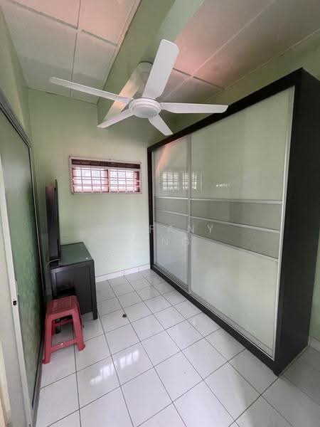 2.5-storey Terraced House for Sale in Rawang Perdana 2 (Rawang) - Tiffany Yang - Bedroom - PropertyGuru.com.my
